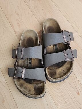 Birkenstock Arizona Two-Strap Sandals in Taupe(Medium Brown)